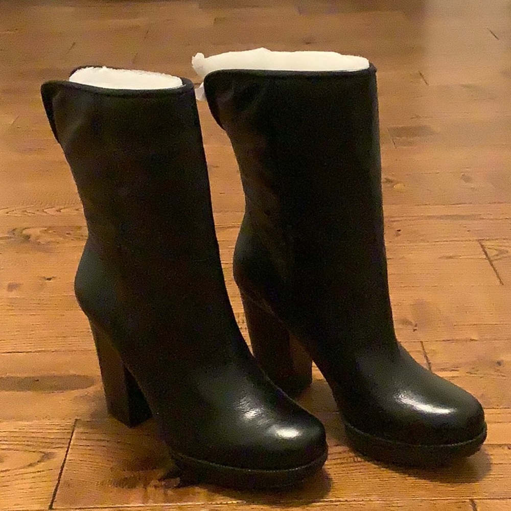 Banana Republic Black Shelby Heeled Boots